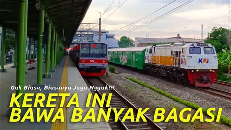 NONTON KERETA API KRL COMMUTER LINE KERETA JARAK JAUH DI STASIUN