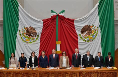 Toma protesta Delfina Gómez como gobernadora constitucional del Edomex