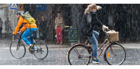 Rouler Sous La Pluie V Lo C Est Possible Je Suis V Lo