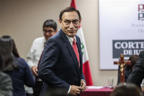 Martín Vizcarra no podrá salir de Lima sin permiso La Razón