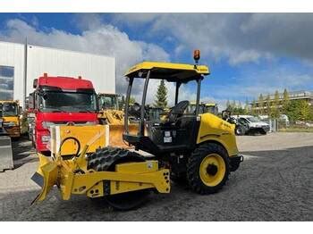 Bomag BW 124 PDH 5 Kompaktor Truck1 ID 7400185