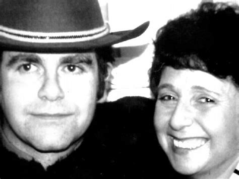 Elton Johns Mum Sheila Farebrother Cuts Her Famous Son Out Of Her Will