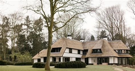 Thatched Country House Hoog Design Exclusive Living Inspiration