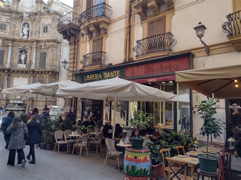 Nel Centro Di Palermo Dove Prima C Era Lo Storico Negozio Pustorino