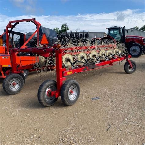 2015 Massey Ferguson 3900 Series Wheel Rakes 3986 Hay Rake For Sale in ...