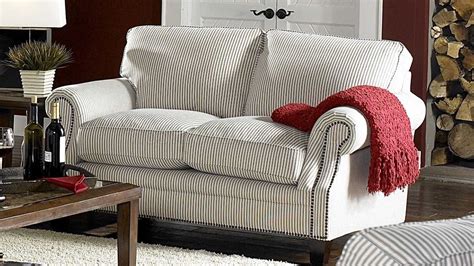 Inspirations Cottage Style Sofas And Chairs