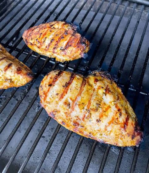 How To Make Traeger Grilled Chicken Breast