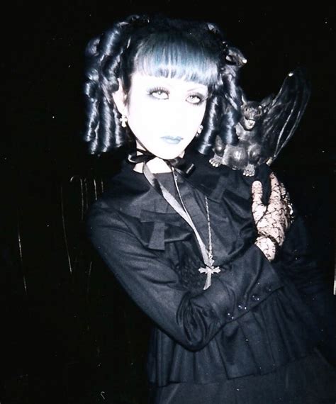 Pin By Chocomello On Malice Mizer Visual Kei I Love Girls Goth