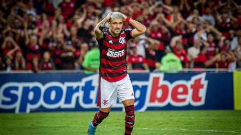 Arrascaeta é Convocado Pelo Uruguai E Vai Desfalcar O Flamengo Em