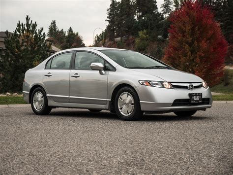 Pre Owned Honda Civic Hybrid Base Door Sedan In Kelowna U