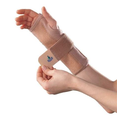 Wrist Splint With Elastic Strap Oppo 2182