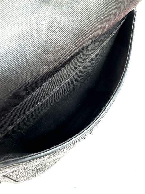 louis vuitton utility crossbody | Louis Vuitton