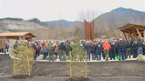 Oso memorial park dedicated on 10-year anniversary of landslide | king5.com