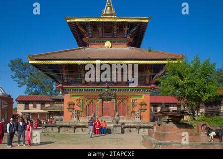 Nepal, Kathmandu Valley, Changu Narayan, hindu temple Stock Photo - Alamy