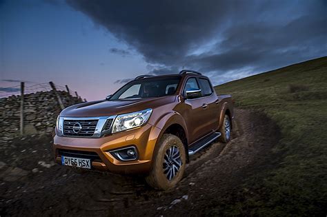 NISSAN Navara NP300 Double Cab Specs Photos 2015 2016 2017 2018