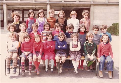 Photo de classe C P de 1976 Ecole Irène Et Frédéric Joliot Curie