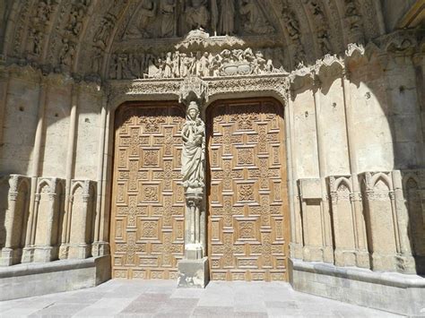 Leon Portada De La Virgen Blanca O Del Juicio Final Catedral Santa