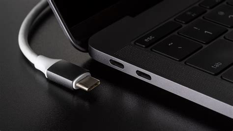 How To Connect A Monitor To Your Laptop With A Usb C Itpro