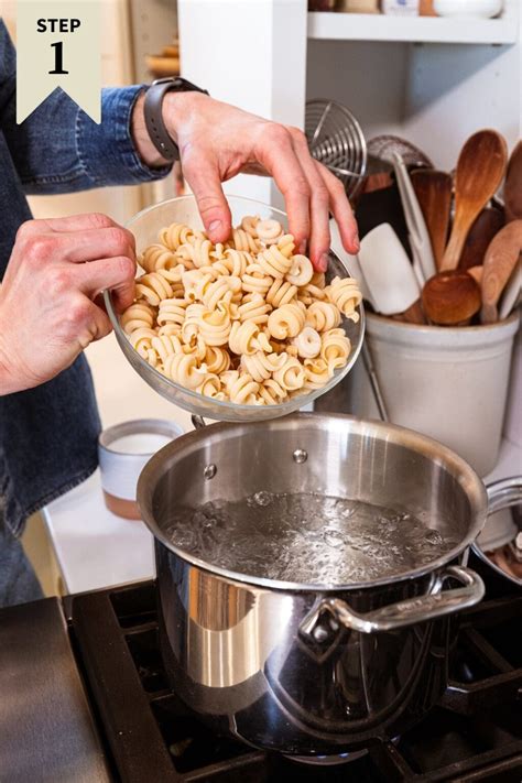 Weeknight Spinach And Sausage Pasta Wyse Guide