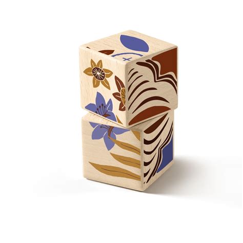 Wooden cube puzzle · Arteum