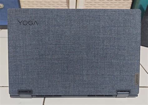 Lenovo Yoga Ryzen 7 Ram 16GB SSD 512GB Elektronik Komputer Laptop Di