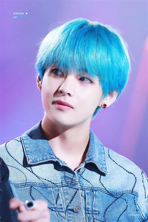 Pin By 아름다운💙 On Taehyung Taehyung Blue Hair Bts Taehyung