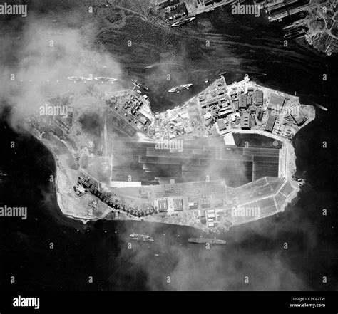 Aerial view of Ford Island, Pearl Harbor on 22 October 1941 Stock Photo - Alamy