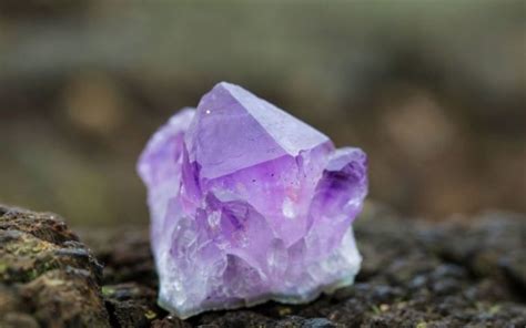 10 Best Crystals for Safe Travel and Protection | Crystals Alchemy