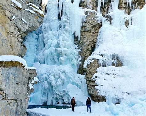 The Hike To Johnston Canyon In Winter Hike Bike Travel