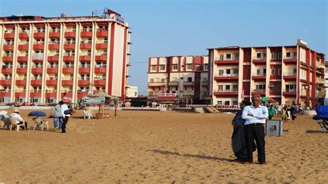 Puri Hotels Near Sea Beach On Marine Drive Road Youtube