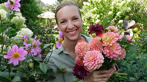 Get More Dahlia Flowers With These Tips Northlawn Flower Farm