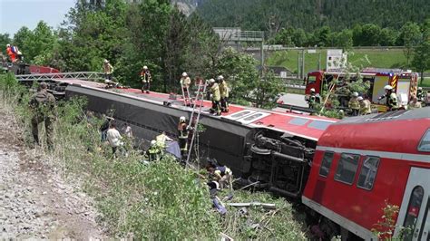 Germania Incidente Ferroviario In Baviera Morti E Feriti La Stampa