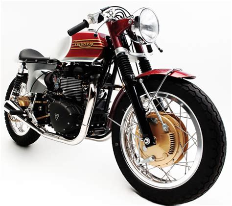 Champions Moto Offers 3 Bespoke Triumph Models At Cyril Huze Post