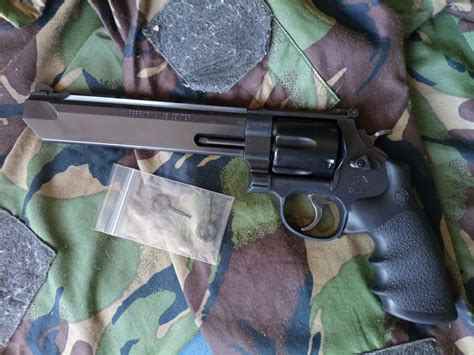 S W Stealth Hunter Mag Revolver