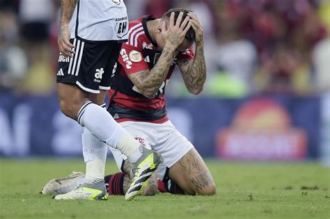 Atlético MG amassa o Flamengo no Maracanã e é sério candidato ao título