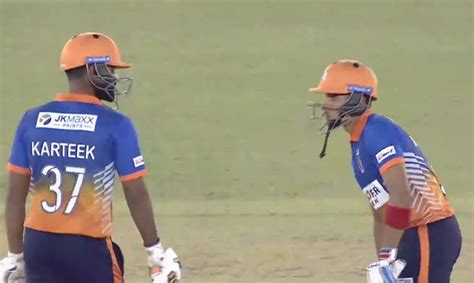 JK Super Strikers Beat Intersoft Titans By 2 Wickets