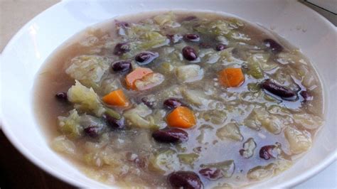 Sopa de Feijão e Couve Iguaria Receita e Culinária