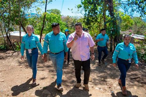 Más de 3 000 personas son beneficiadas con segunda fase del proyecto de