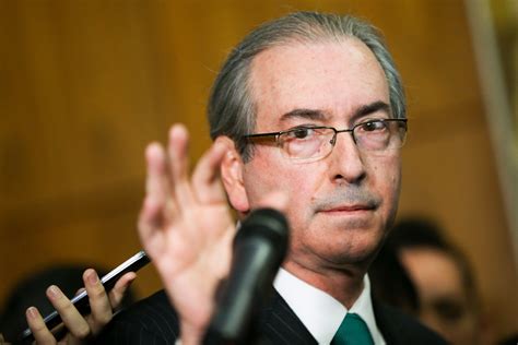 Eduardo Cunha elogia governo Bolsonaro e critica centrão Acesse