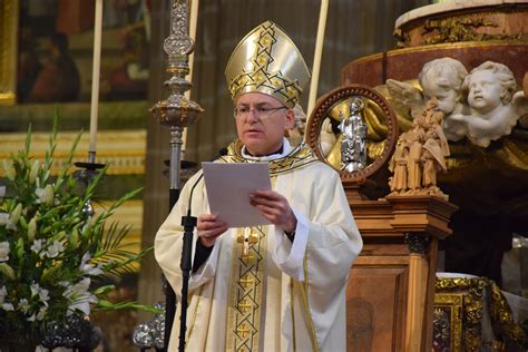 M S De Sacerdotes Renuevan Sus Promesas En La Misa Crismal No Nos