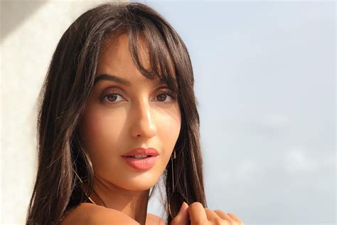 Nora Fatehi HD Wallpapers 36530 - Baltana