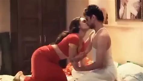 Housewife Hot In Saree Free Sexy Wife Saree Porn Video D XHamster