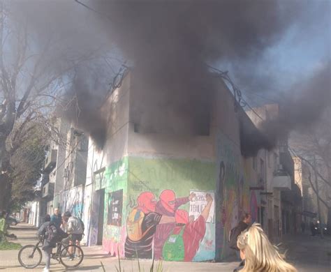 Susto Y Tensi N Tras El Incendio De Un Taller En La Plata Dos