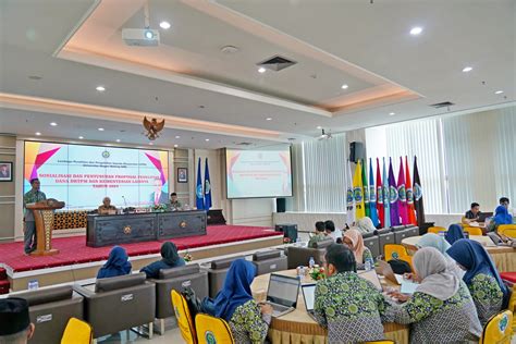 Sosialisasi Dan Penyusunan Proposal Penelitian Dana Drtpm Dan