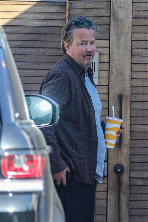 Matthew Perry Shows Off Weight Loss As Hes Seen In Rare Outing With