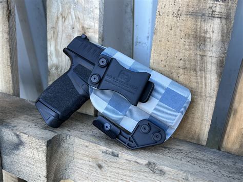 Glock 17 Gen 3 4 5 W TLR 1 OWB Holster ProDraw