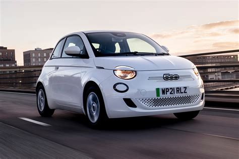 Fiat 500 Electric Action 2021 Uk Review Autocar