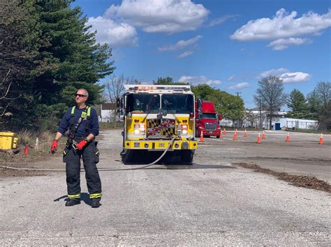 Brush Fire Todds Lane And Csx Rail Line Rosedale Volunteer Fire Company