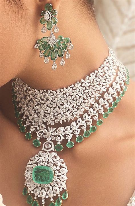 Pin By Arna On Diamond Jewelry Neck Pieces Jewelry Antique Necklaces