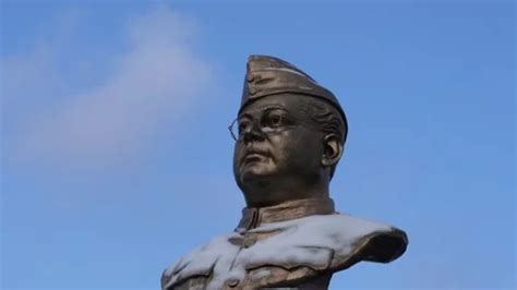 Netaji subhash Chandra Bose statue | Stock Video | Pond5